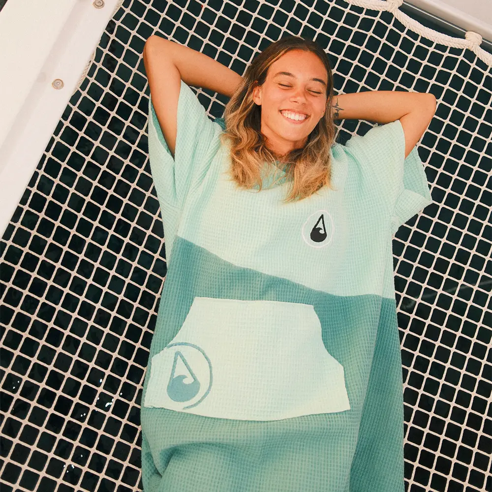 Travel Poncho Breese, Baumwolle Waffle Piquee – Bild 2